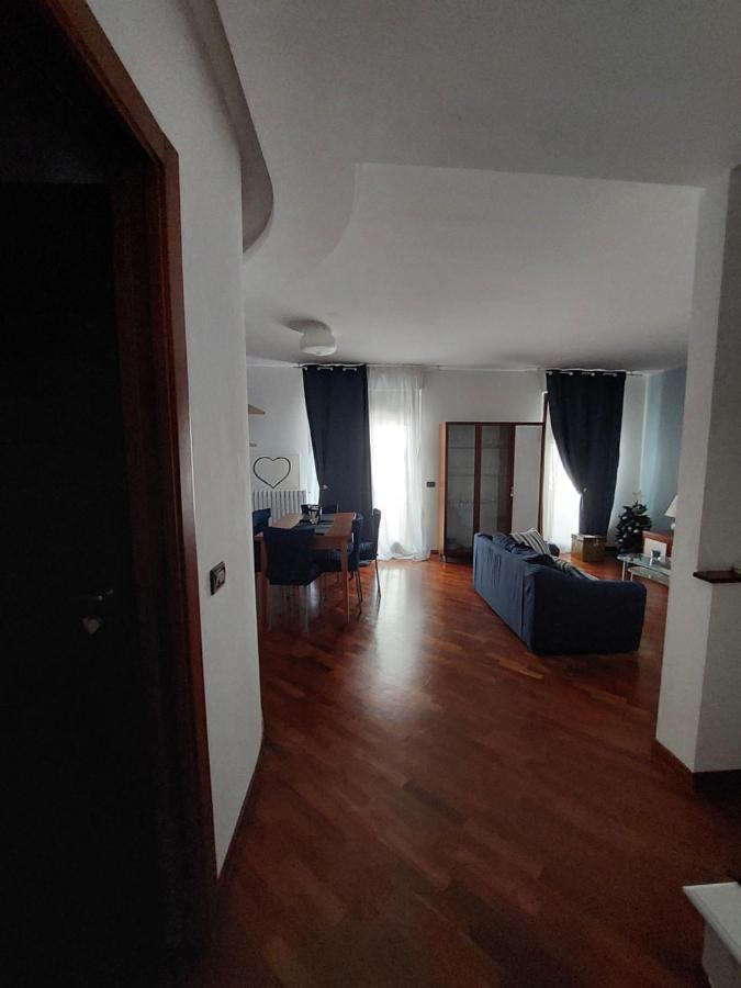 Casamare Apartment Pescara Bagian luar foto